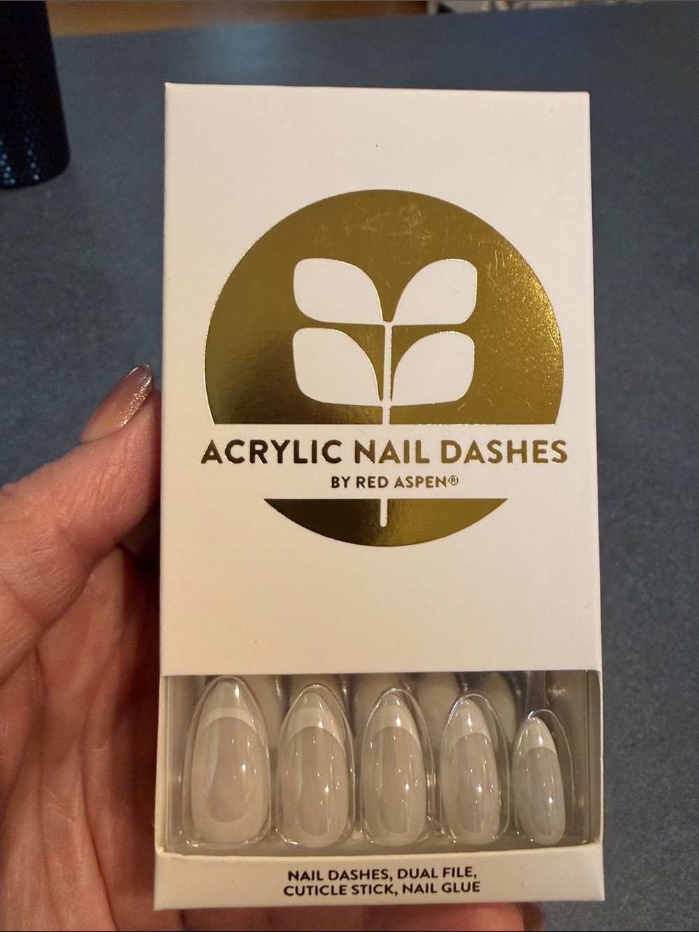 Red Aspen Acrylic Nail Dashes – White Press-On Nails